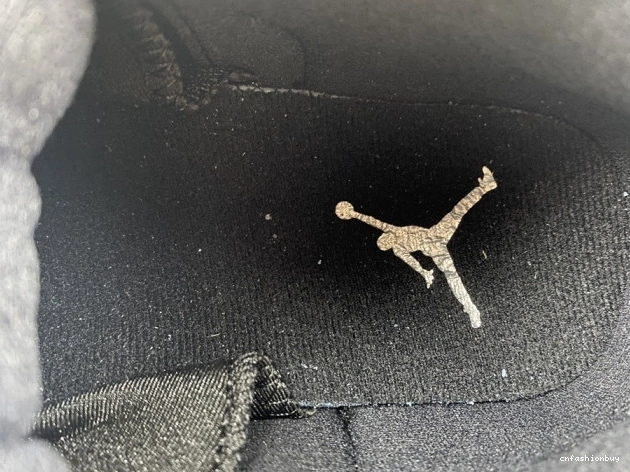 AO6068-004 Hyper 12 Air Jordan Royal WMNS 1031